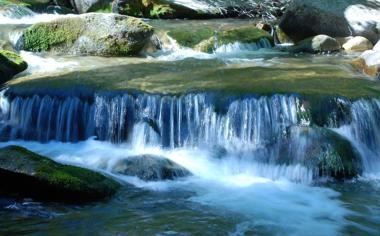 记者评穆帅下课：输给米兰的代价惨重，罗马很快官宣新帅